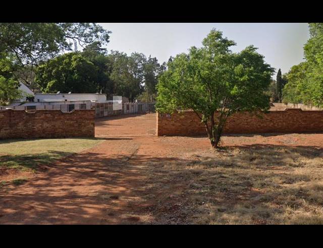 LAND FOR SALE IN THREE RIVERS